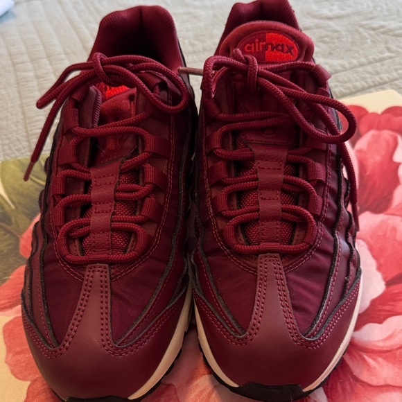 Nike Air Max Deep Red Sneakers - Picture 7 of 10